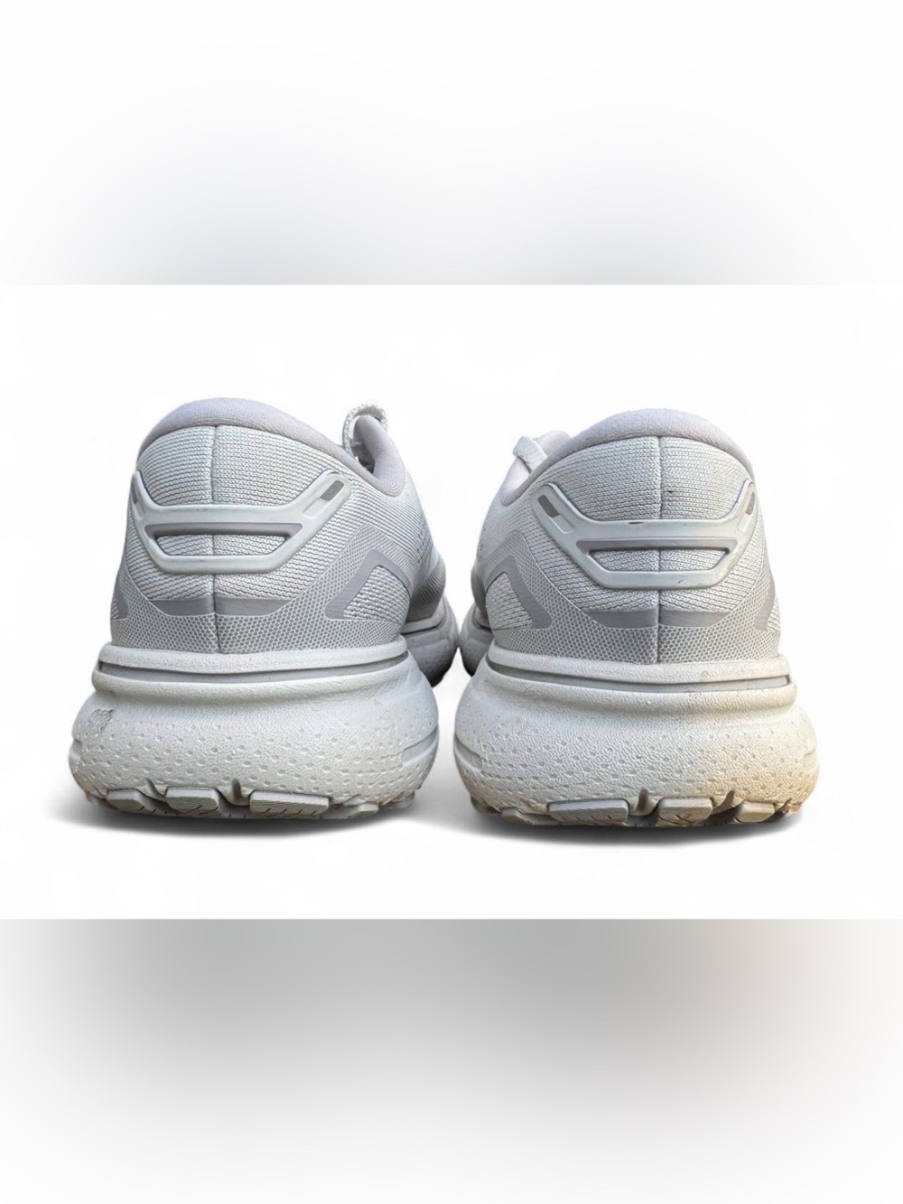 Brooks Ghost 15 Womens 6 B Gray Running Walking Sneakers - Picture 6 of 9